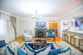 Luxury Retreat Near the Sea Prime Location